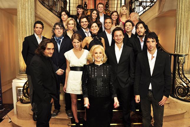 La Dueña: Mirtha Legrand volvió a la actuación con una propuesta despareja y autorreferencial La Dueña: Mirtha Legrand volvió a la actuación con una propuesta despareja y autorreferencial