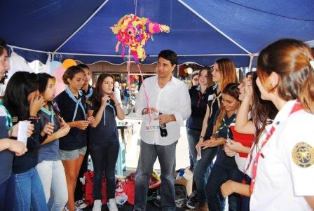 Munro siguió festejando su centenario con shows, stands de colectividades y ofertas Munro siguió festejando su centenario con shows, stands de colectividades y ofertas
