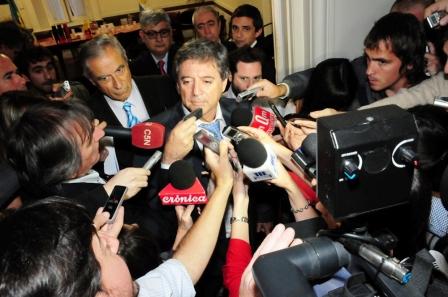 Horacio González lamentó que la oposición se haya negado a sesionar