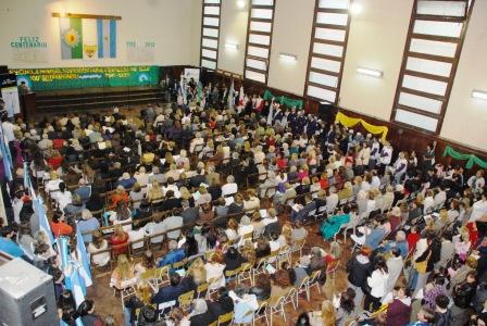 El Intendente de San Fernando participó de los festejos el Centenario del Nacional Artigas El Intendente de San Fernando participó de los festejos el Centenario del Nacional Artigas