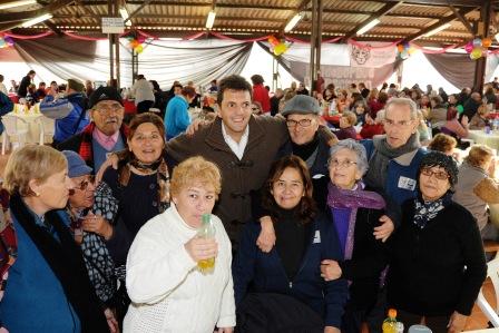 Gran jornada recreativa en el Delta para los abuelos de Tigre Gran jornada recreativa en el Delta para los abuelos de Tigre