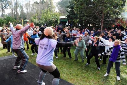 Gran jornada recreativa en el Delta para los abuelos de Tigre Gran jornada recreativa en el Delta para los abuelos de Tigre