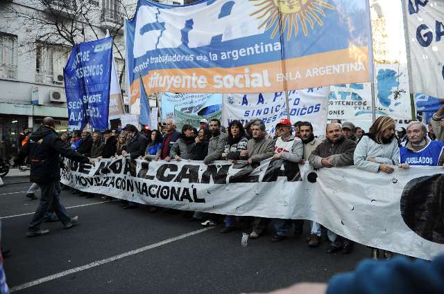 La CTA cumplió el paro y movilización a la Plaza de Mayo La CTA cumplió el paro y movilización a la Plaza de Mayo