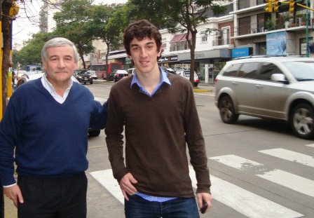 Alberto Expósito, candidato a presidente del Comité de Distrito de Vicente López, y Nicolás Marchiolo Alberto Expósito, candidato a presidente del Comité de Distrito de Vicente López, y Nicolás Marchiolo
