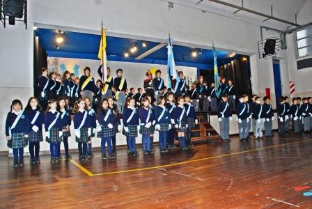 El Municipio de San Fernando acompañó al Colegio San José en los festejos por el Día de la Bandera El Municipio de San Fernando acompañó al Colegio San José en los festejos por el Día de la Bandera