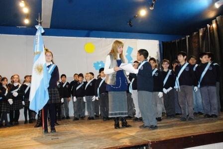 El Municipio de San Fernando acompañó al Colegio San José en los festejos por el Día de la Bandera El Municipio de San Fernando acompañó al Colegio San José en los festejos por el Día de la Bandera