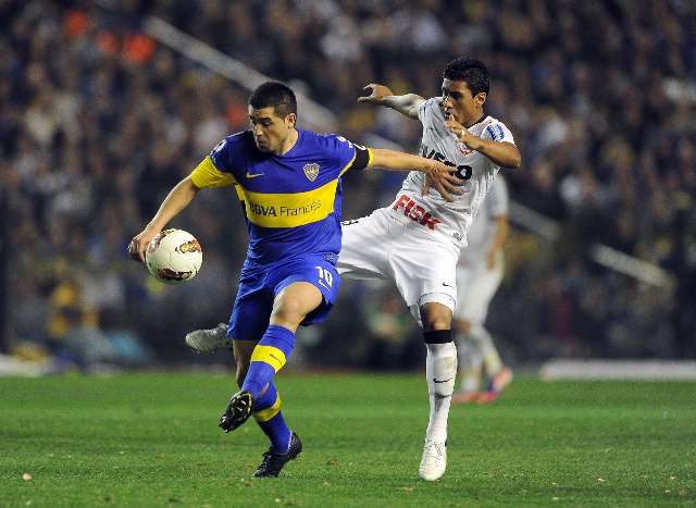 Sobre el final el Corinthians le empató a Boca en la Bombonera Sobre el final el Corinthians le empató a Boca en la Bombonera