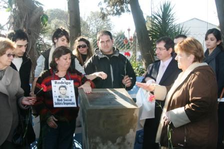 Miles de jóvenes disfrutaron el Día del Amigo en Tigre Miles de jóvenes disfrutaron el Día del Amigo en Tigre