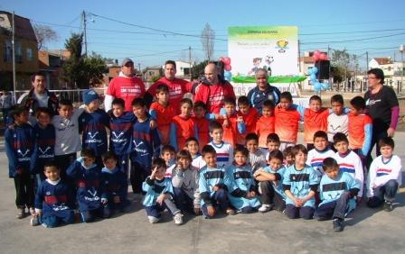 La Agrupación Más San Fernando realizó una Jornada Solidaria para los más chicos La Agrupación Más San Fernando realizó una Jornada Solidaria para los más chicos