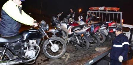 Secuestran 15 motos en un operativo de control vehicular en San Fernando Secuestran 15 motos en un operativo de control vehicular en San Fernando