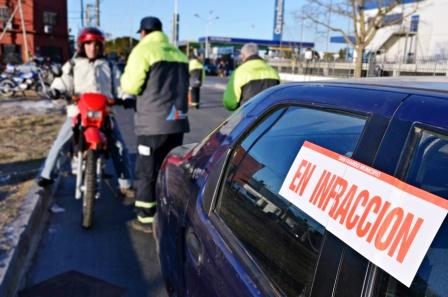 Continúan los operativos de tránsito en los accesos a San Fernando Continúan los operativos de tránsito en los accesos a San Fernando