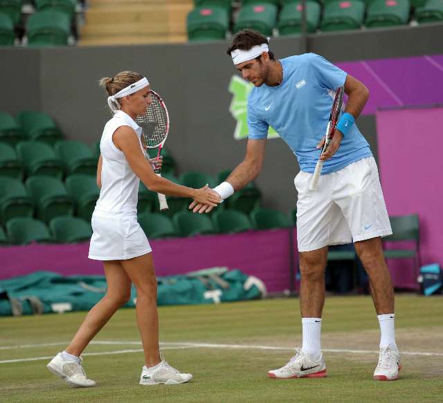 Dulko y Del Potro perdieron en dobles mixtos ante los Estadounidenses Raymond y Bryan Dulko y Del Potro perdieron en dobles mixtos ante los Estadounidenses Raymond y Bryan