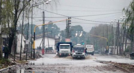 Andreotti criticó a la provincia por la falta de limpieza en los sectores afectados por temporal