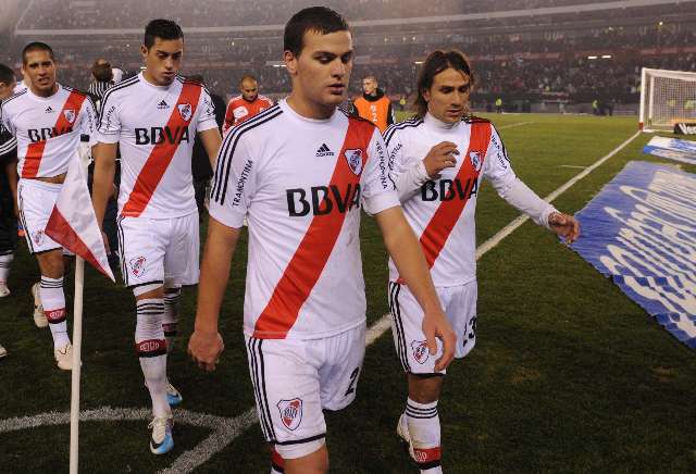 River Plate sucumbió este domingo por 2-1 ante Belgrano River Plate sucumbió este domingo por 2-1 ante Belgrano