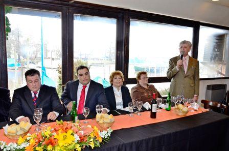La empresa de transporte fluvial Interisleña SA festejó un nuevo aniversario La empresa de transporte fluvial Interisleña SA festejó un nuevo aniversario