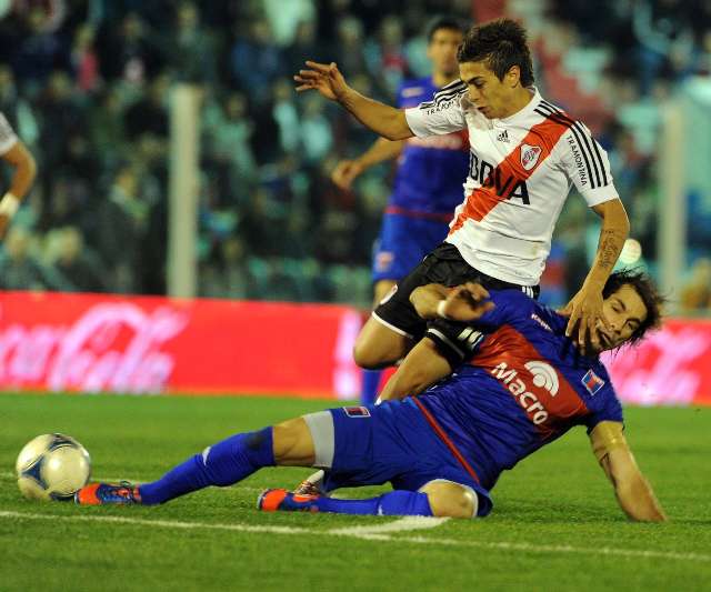 Tigre perdió con River y sigue sin sumar en el Inicial Tigre perdió con River y sigue sin sumar en el Inicial