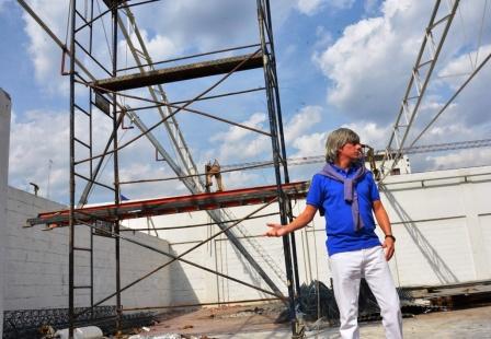 Comenzaron a demoler el Ex Mercado Grondona Comenzaron a demoler el Ex Mercado Grondona