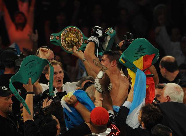 “Maravilla Martínez venció a Chávez Junior y demostró su supremacía en Las Vegas
“Maravilla Martínez venció a Chávez Junior y demostró su supremacía en Las Vegas