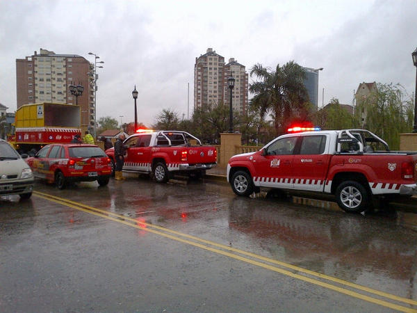 Operativo del municipio de Tigre en el Puente Sacriste Operativo del municipio de Tigre en el Puente Sacriste
