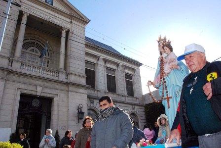 Peregrinación en homenaje a la Virgen María del Rosario de San Nicolás en Tigre