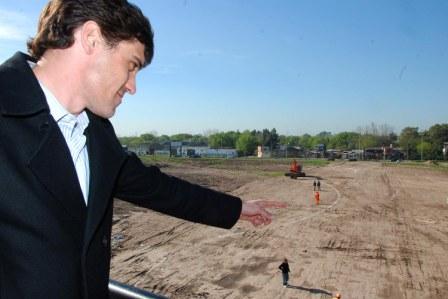 Comienza en el Camino de los Remeros la construcción del lago más grande de Tigre Comienza en el Camino de los Remeros la construcción del lago más grande de Tigre