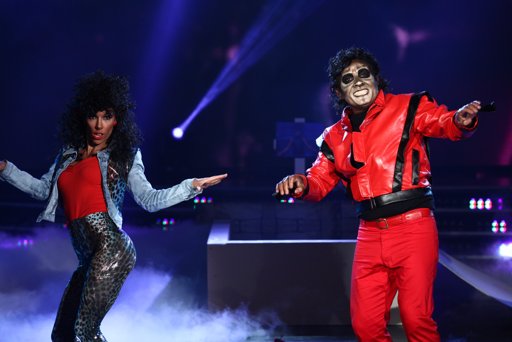 Beto Césarlookeado como zombie para interpretar Thriller, de Michael Jackson Beto Césarlookeado como zombie para interpretar Thriller, de Michael Jackson