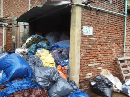 La municipalidad de Escobar clausuró una empresa por serias faltas de seguridad ambiental La municipalidad de Escobar clausuró una empresa por serias faltas de seguridad ambiental