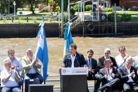 Massa Habla, Donofrio, Alegre Y De La Torrr Aplauden Massa Habla, Donofrio, Alegre Y De La Torrr Aplauden