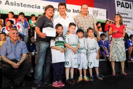 Tigre fortalace a los clubes de barrio Tigre fortalace a los clubes de barrio