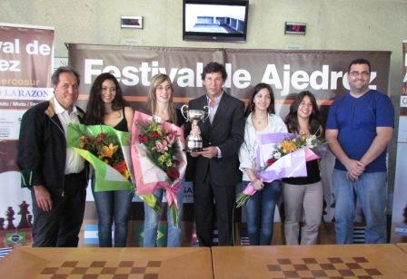 Mauricio Macri, Gustavo Posse y Jorge Macri participaron de la final de la copa Mercosur de Ajedrez
