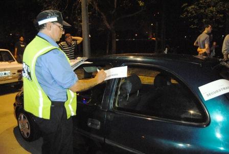 Secuestraron 50 autos en dos mega operativos simultáneos contra las picadas en Vicente López Secuestraron 50 autos en dos mega operativos simultáneos contra las picadas en Vicente López