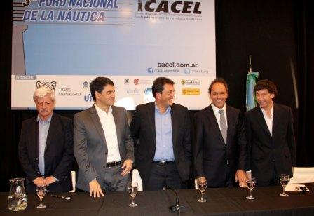 Jorge Macri, junato al Gobernador Daniel Scioli y los intendentes Sergio Massa, de Tigre, Gustavo Posse, de San Isidro, y Luis Andreotti, de San Fernando. Jorge Macri, junato al Gobernador Daniel Scioli y los intendentes Sergio Massa, de Tigre, Gustavo Posse, de San Isidro, y Luis Andreotti, de San Fernando.