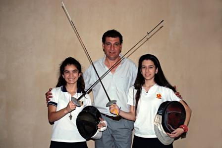 La secretaría de Promoción Comunitaria hizo la entrega a las juveniles Camila Gaiero y Morena Saliva Morillo La secretaría de Promoción Comunitaria hizo la entrega a las juveniles Camila Gaiero y Morena Saliva Morillo