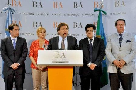 El Jefe de Gabinete de la Provincia, Alberto Pérez, informó a la prensa que se llevó adelante una nueva reunión de Gabinete encabezada por el Gobernador Daniel Scioli El Jefe de Gabinete de la Provincia, Alberto Pérez, informó a la prensa que se llevó adelante una nueva reunión de Gabinete encabezada por el Gobernador Daniel Scioli