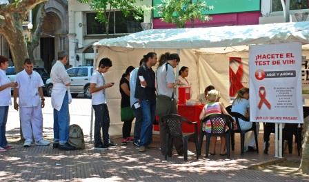Arrancó la Semana Municipal de la Lucha contra el SIDA, en San Fernando Arrancó la Semana Municipal de la Lucha contra el SIDA, en San Fernando