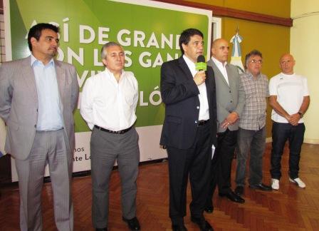 Jorge Macrí realizó importantes anuncios para el personal del Municipio de Vicente López Jorge Macrí realizó importantes anuncios para el personal del Municipio de Vicente López