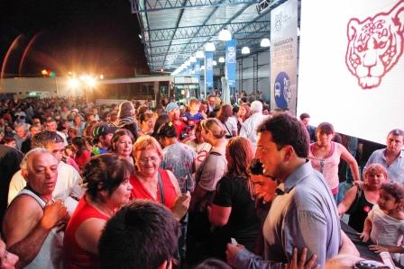 Massa inauguró una nueva terminal inteligente de corta y media distancia en Tigre