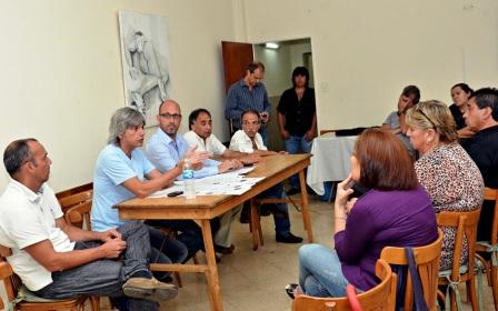 Las cooperativas del programa “Argentina Trabaja” quieren volver a trabajar en San Fernando Las cooperativas del programa “Argentina Trabaja” quieren volver a trabajar en San Fernando
