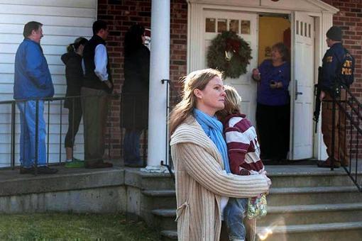 Un tirador atacó una escuela primaria en hora de clases y asesinó a 27 personas Un tirador atacó una escuela primaria en hora de clases y asesinó a 27 personas