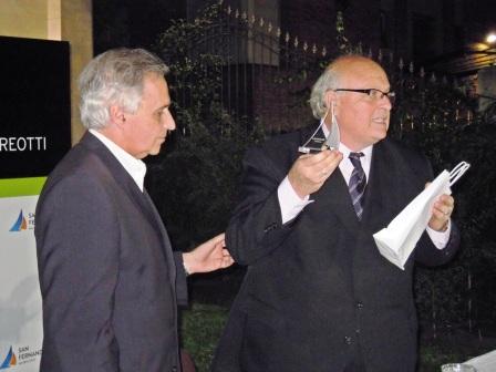 Se presentaron dos libros sobre el Cementerio de San Fernando Se presentaron dos libros sobre el Cementerio de San Fernando