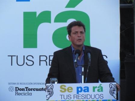 Sergio Massa presentó un nuevo programa de separación de residuos para Don Torcuato Sergio Massa presentó un nuevo programa de separación de residuos para Don Torcuato