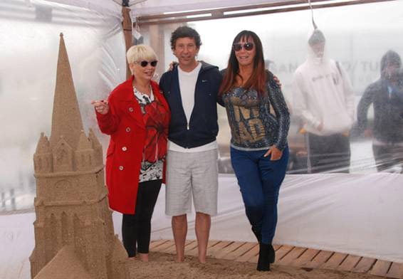 Carmen Barbieri, Gustavo Posse y Moria Casán
Carmen Barbieri, Gustavo Posse y Moria Casán