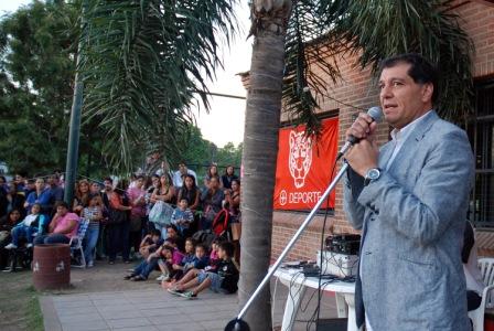 El Secretario de Promoción Comunitaria, Daniel Gambino, participó de ambas fiestas El Secretario de Promoción Comunitaria, Daniel Gambino, participó de ambas fiestas