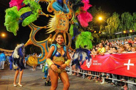Más de 25 mil vecinos vibraron con el Festival de Murgas y Comparsas de Tigre