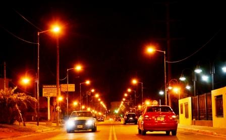 San Fernando instaló nuevas luminarias en la Avenida Intendente Arnoldi San Fernando instaló nuevas luminarias en la Avenida Intendente Arnoldi