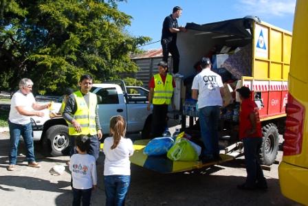 Caravana solidaria de Tigre en ayuda de las víctimas de La Plata Caravana solidaria de Tigre en ayuda de las víctimas de La Plata