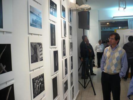 Se inauguró en el HCD de Vicente López la muestra de trabajos de alumnos del C.E.A.V.A.O. Se inauguró en el HCD de Vicente López la muestra de trabajos de alumnos del C.E.A.V.A.O.