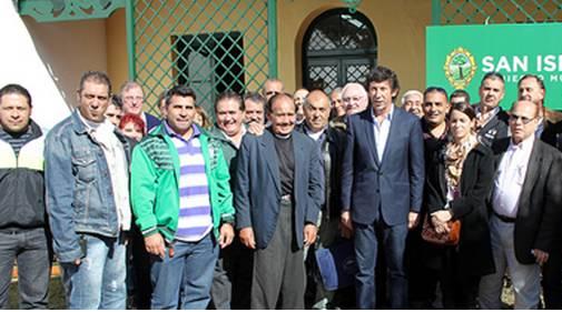 El intendente de San Isidro, Gustavo Posse, y dirigentes de distintas organizaciones sindicales El intendente de San Isidro, Gustavo Posse, y dirigentes de distintas organizaciones sindicales