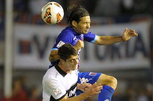 Olimpia terminó con la ilusión de Tigre en la copa Libertadores Olimpia terminó con la ilusión de Tigre en la copa Libertadores