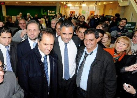 Scioli reinauguró una sucursal del Banco Provincia en josé C. Paz